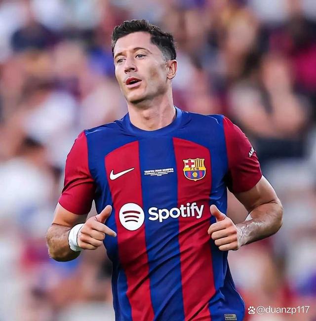 开云-包含莱万多夫斯基重要时刻重要助攻，加拿大队带队取胜！的词条