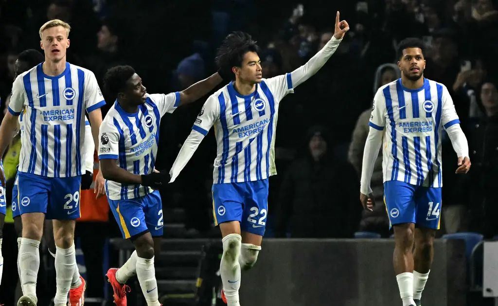 KAIYUN-包含布莱顿训练开放日，今晚队长鼓劲引观众欢呼，法联杯在即，球探报告显示潜力的词条